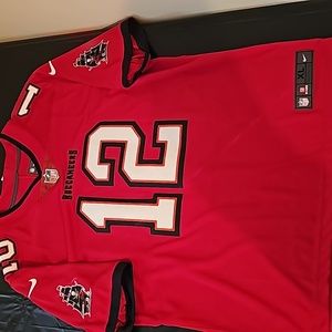 NFL BUCCANEERS TOM BRADY JERSEY